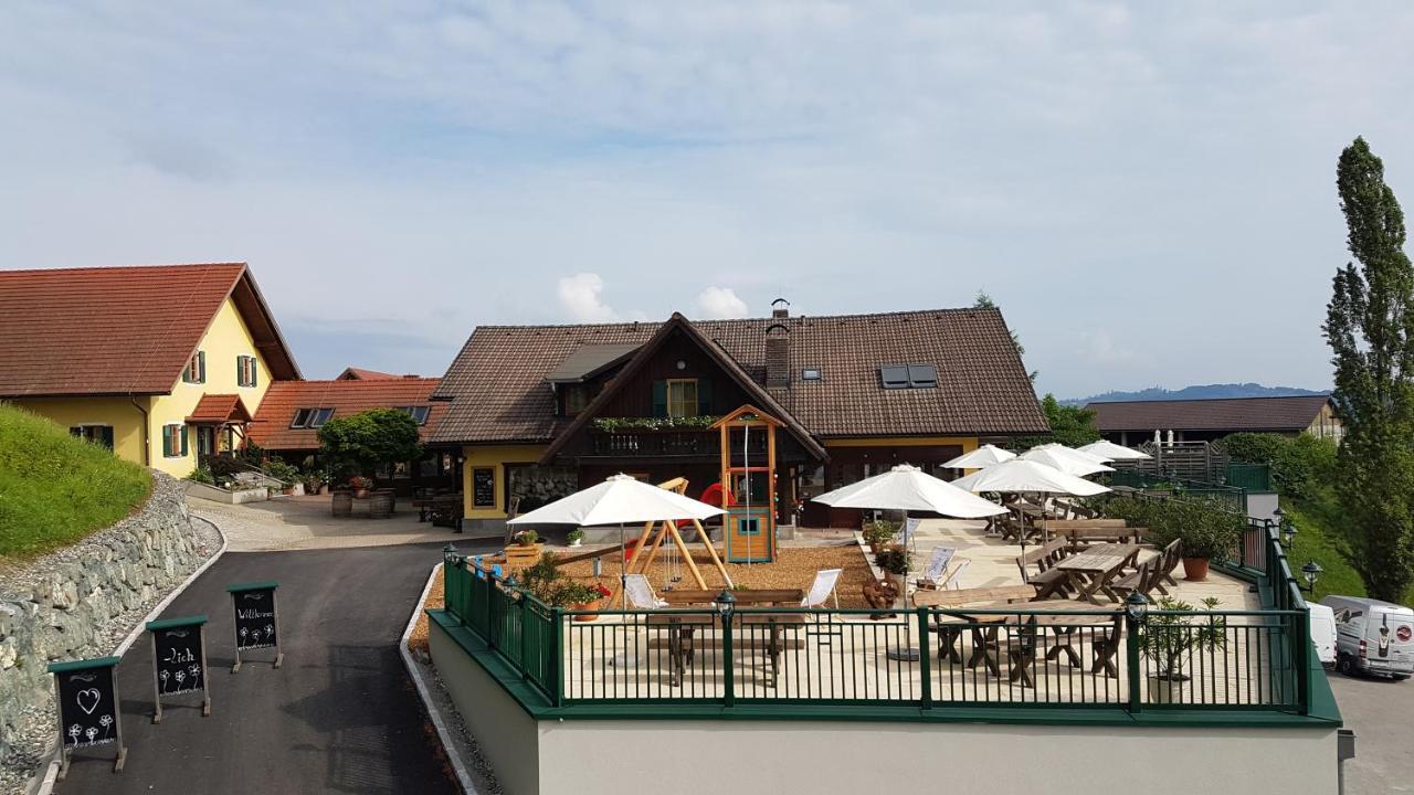 Апартаменты Weingut Pugl Лейбниц Экстерьер фото